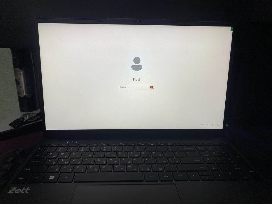 Ноутбук ZETT BOOK 5