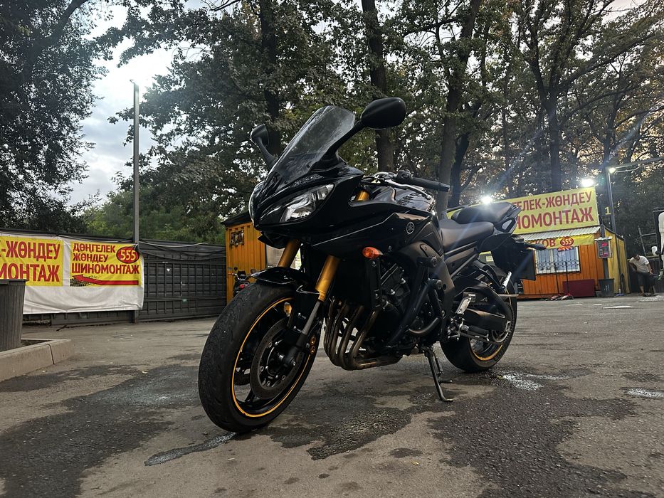 Продам мотоцикл Yamaha FZ8S
