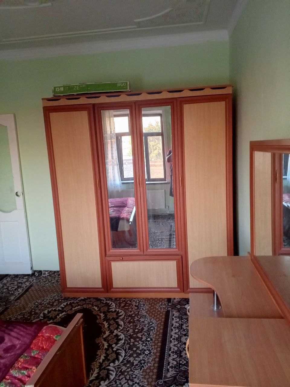 Сдается 3 комнатная квартира на 1 этаже в Гульбахоре