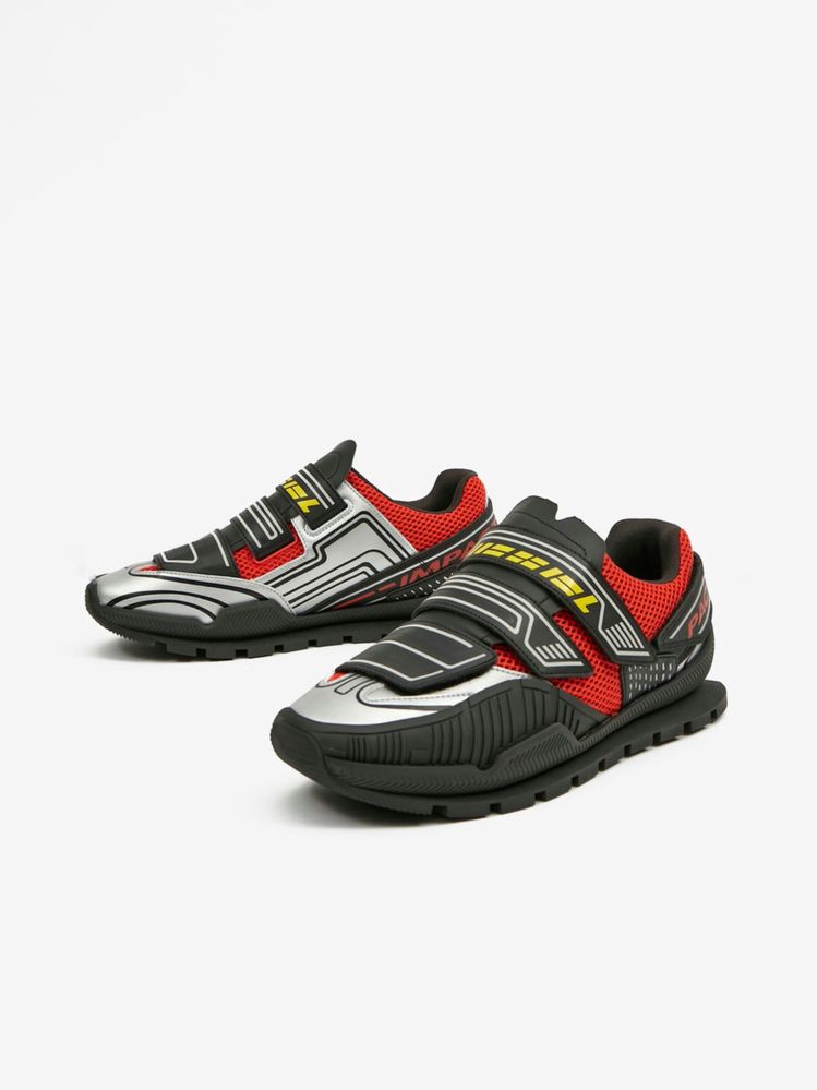 Diesel Low Top S-Pendhio Lc Sneakers With Perforated Details And Ve