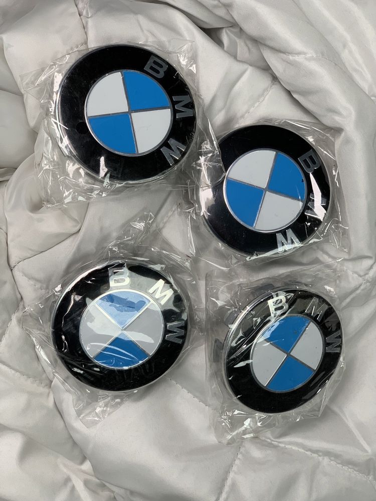 Колпачки в диски BMW