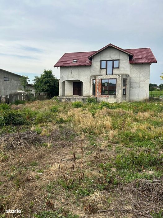 De vanzare casa suprafata Teren 2.000mp Pret 120.000e