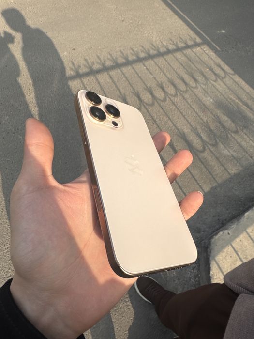 Iphone 16 pro max desert