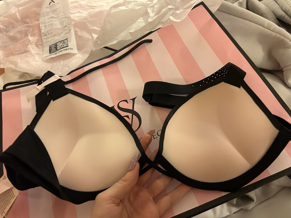 Victoria’s secret bra