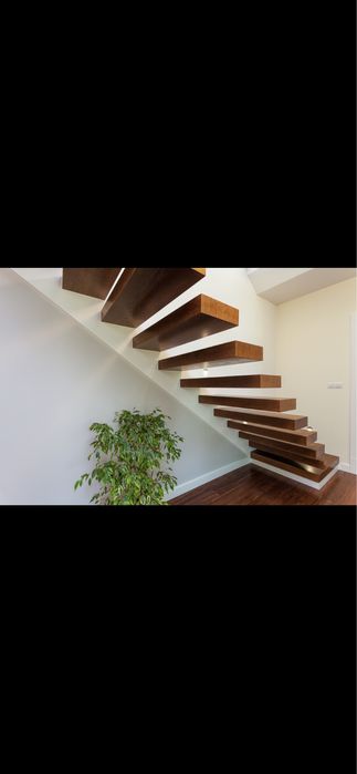 Scari suspendate,scari cu tije stil riflaj, balustrade,riflaje metalic