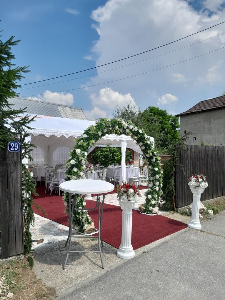 Închiriem corturii și accesorii  pentru evenimente