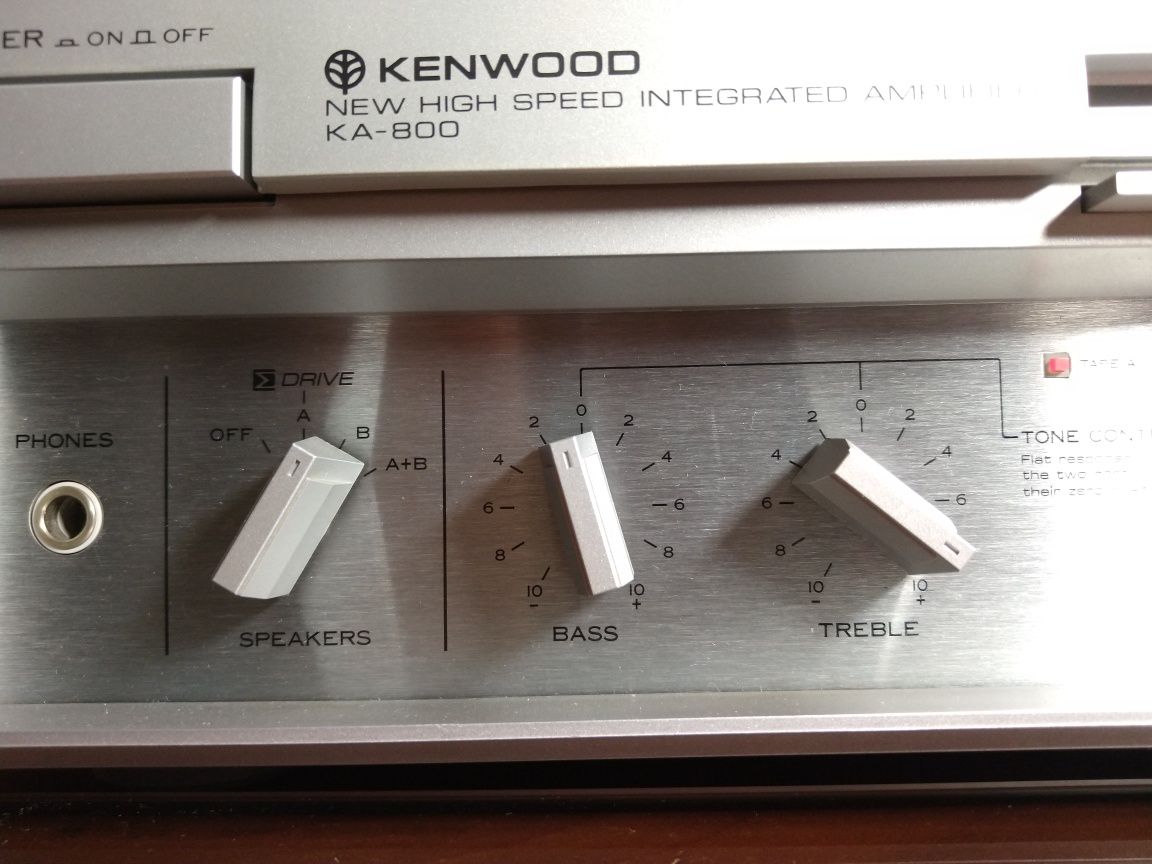 Amplificator Kenwood