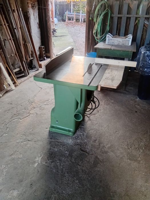 circular trifazic tîmplărie