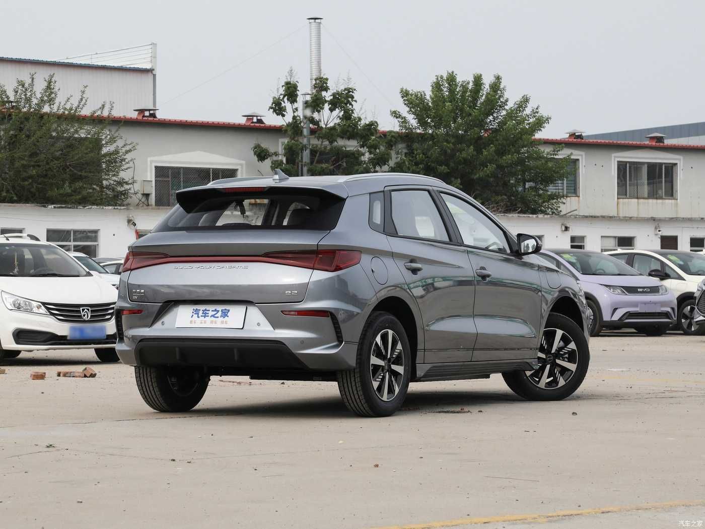 В наличии BYD E2 Luxury