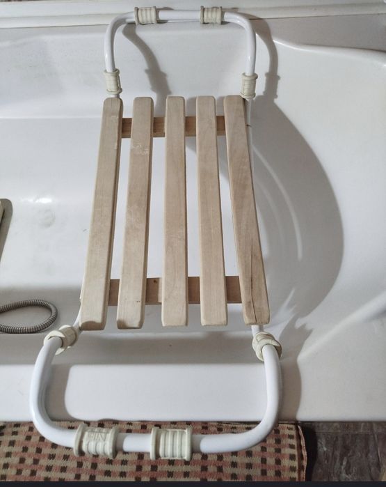 Продам сидушка для купания  взрослых