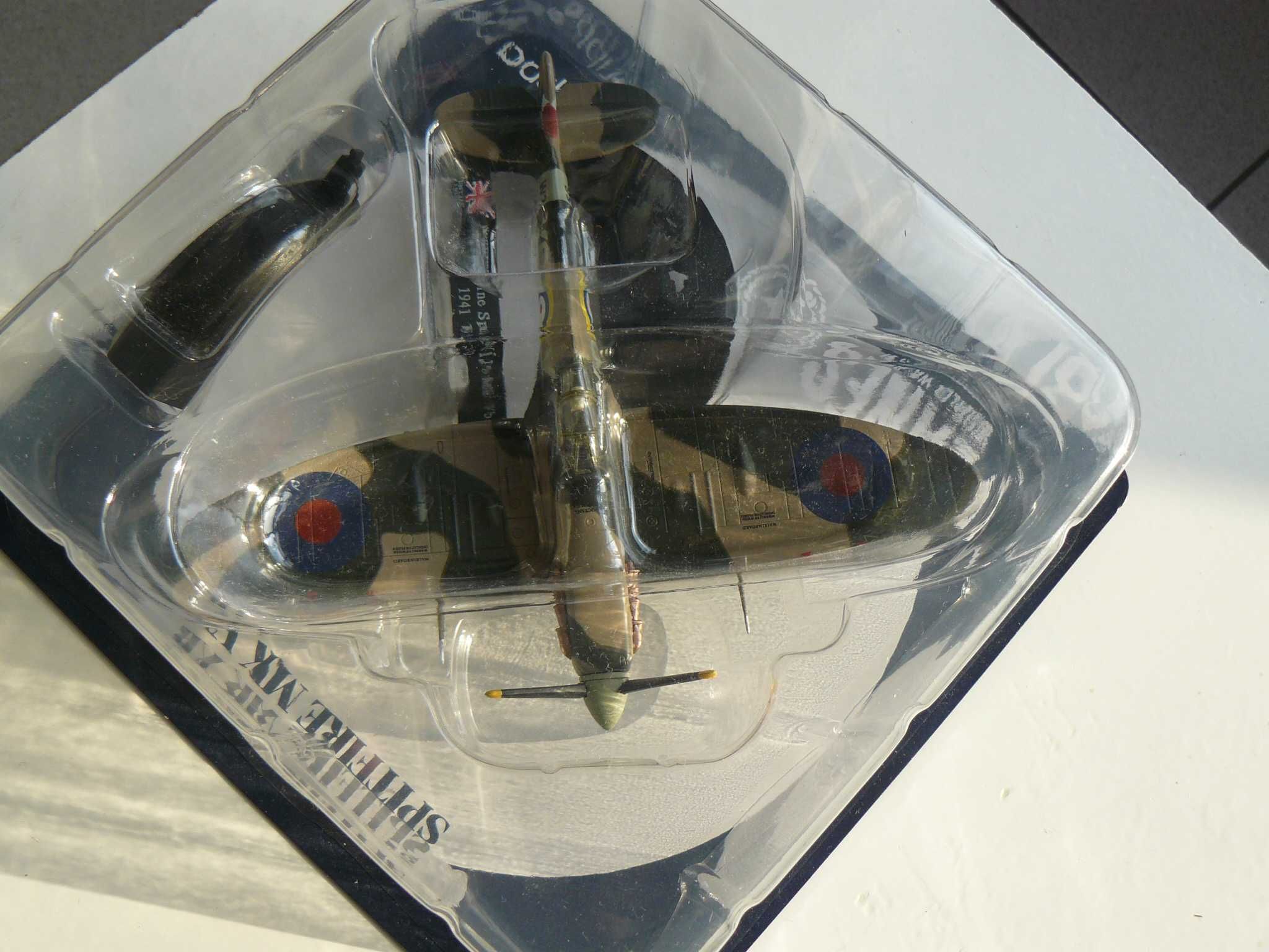 Macheta Avion SPITFIRE SUPERMARINE MK VB 1941 Scara 1:72 DeAgostini