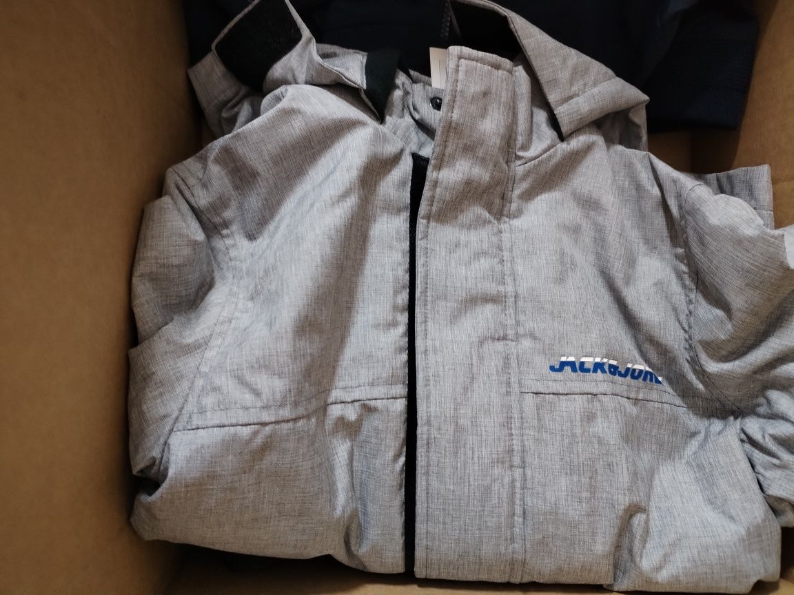 Jack & Jones на едро