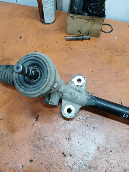 Рулевая рейка на Jac s3.