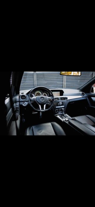 Vand Mercedes C220