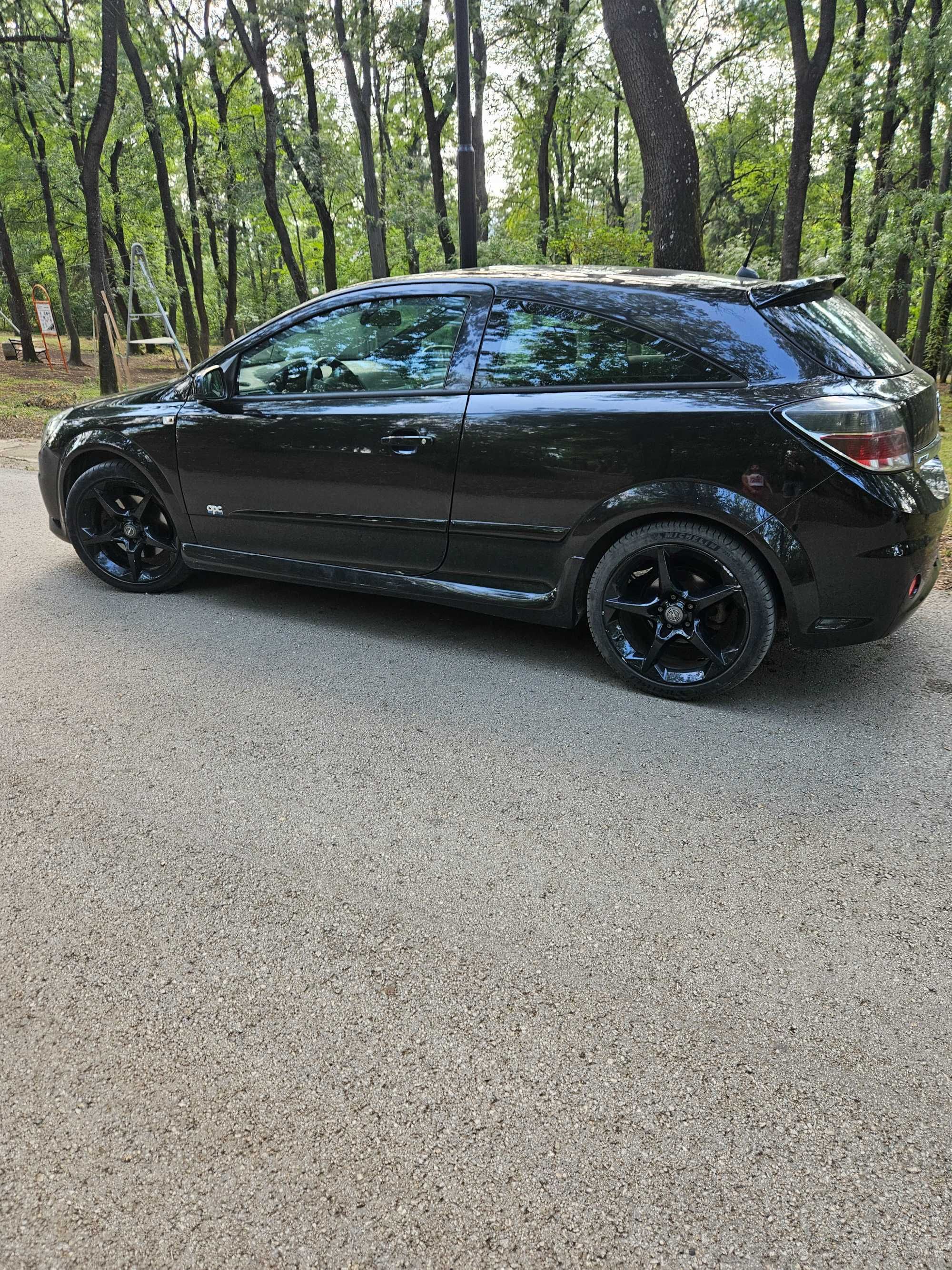 Opel astra h gtc 1.9 opc line