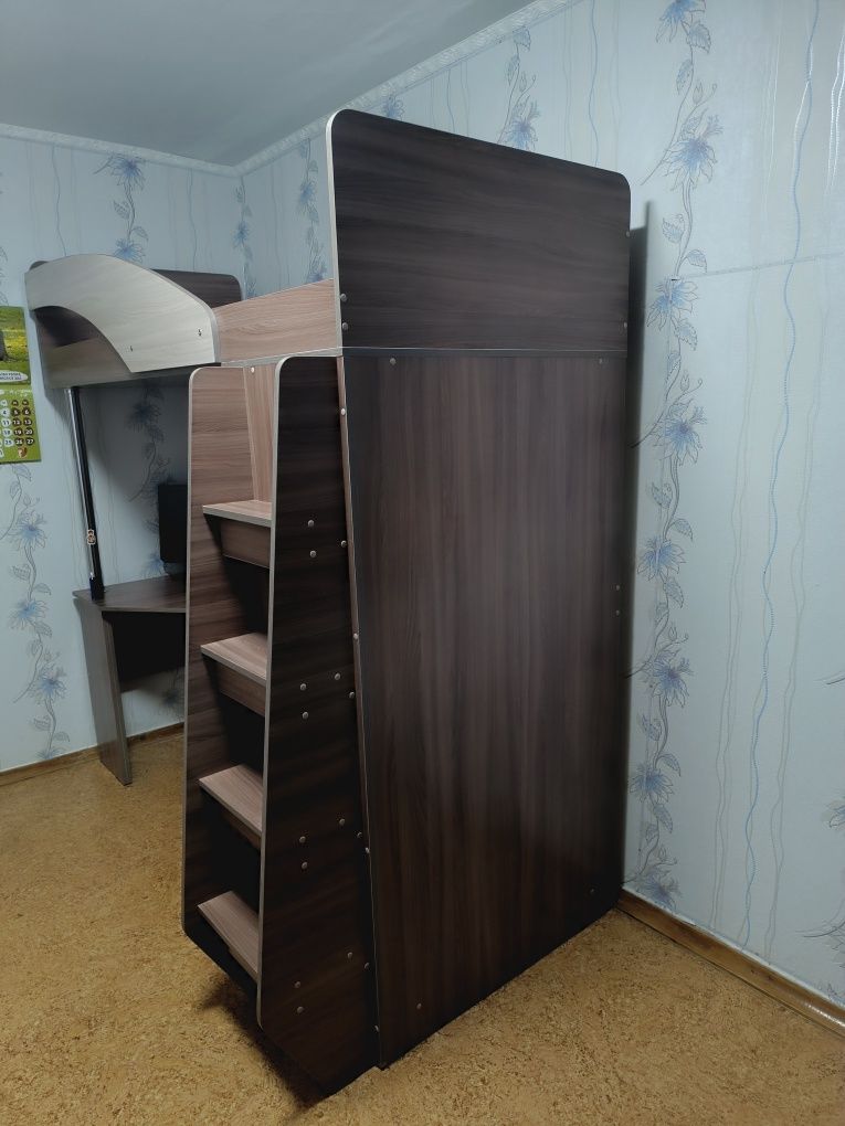 Продам  подростковую кровать