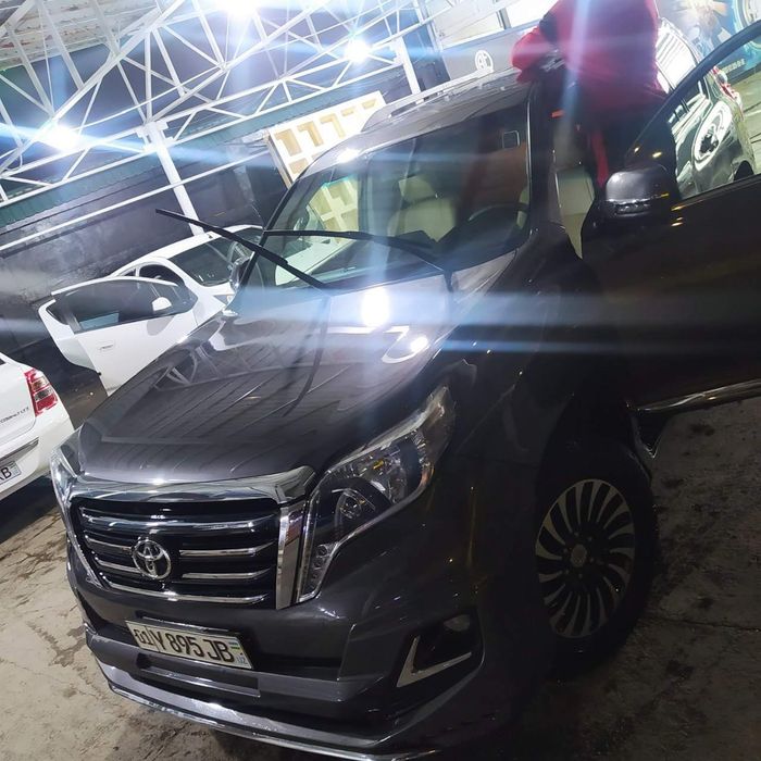 Srochno sotiladi land kruzer Prado 150