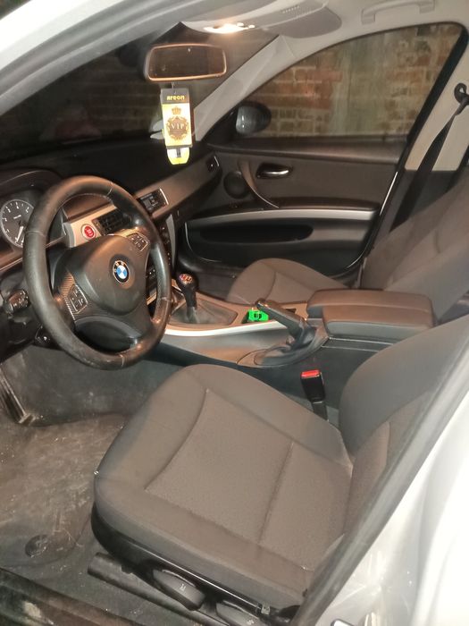 Urgent !!!Bmw e91 2.0i 150 cai