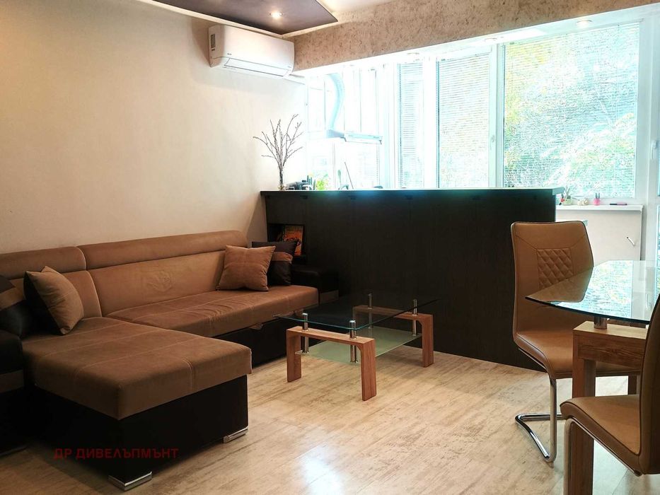 Продава се Тристаен апартамент в София, Банишора - 80 кв.м за 2988 €/кв.м - Снимка #4