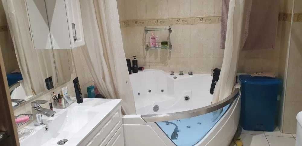 Срочно Продаётся Cоток:4 Ориентир: махалле Конституция,  магазин Океан