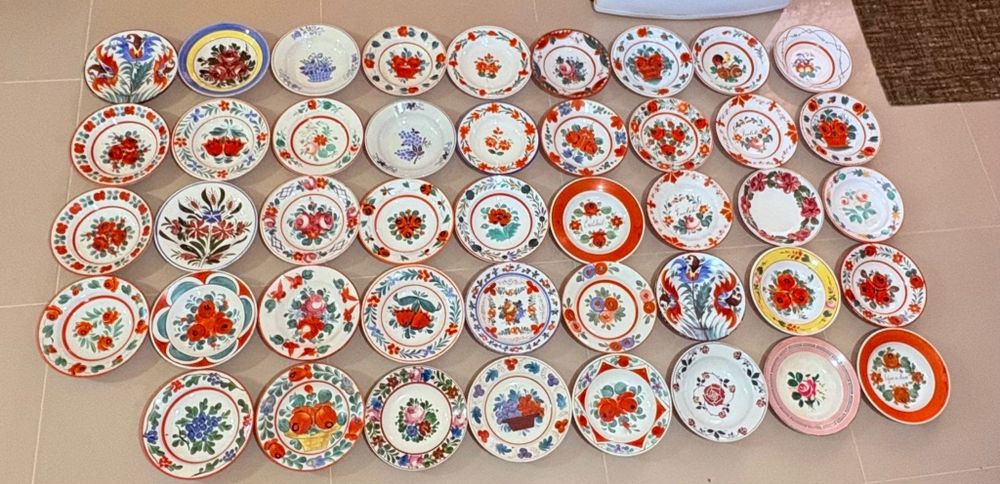 Farfurii vechi de vanzare