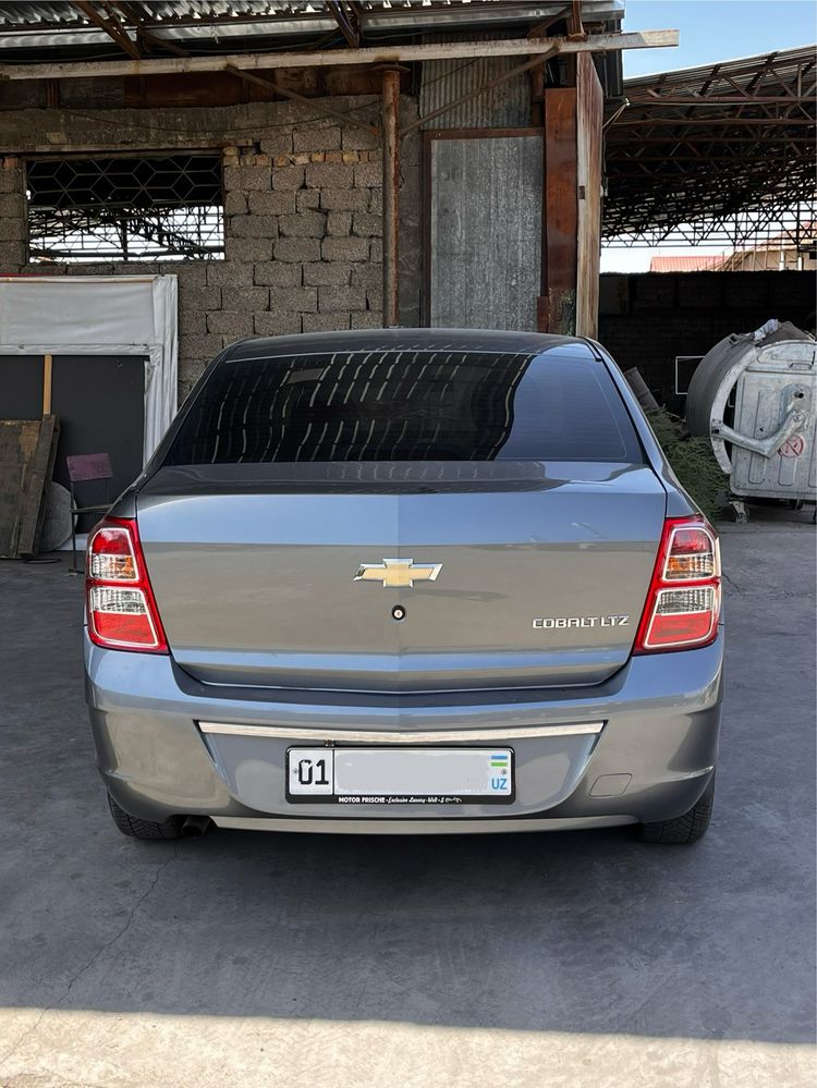 Chevrolet Cobalt 4-pozitsiya, AT