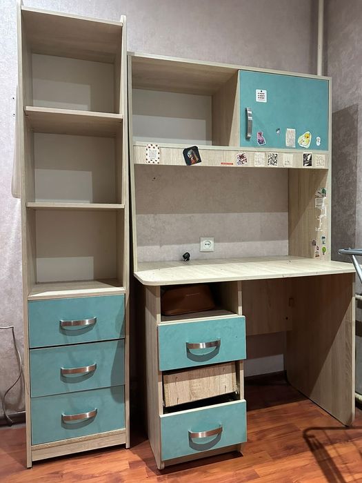 Продам школьную мебель