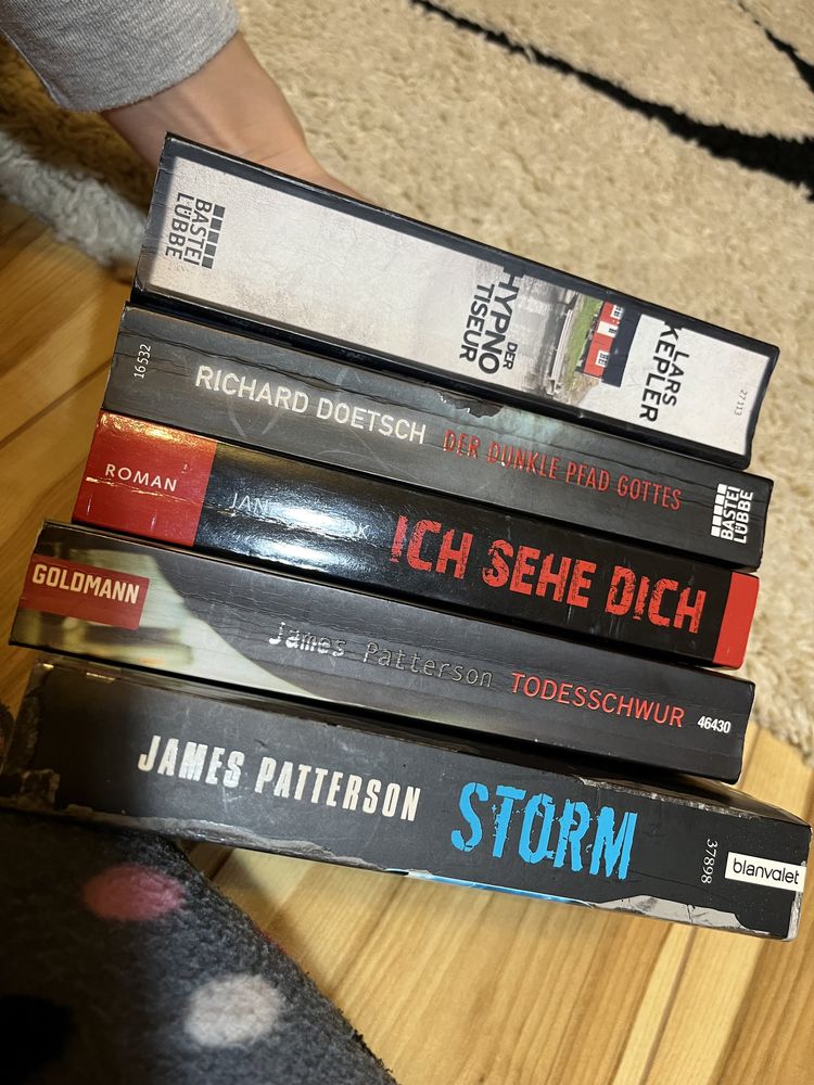 cărți în limba germană, romane polițiste