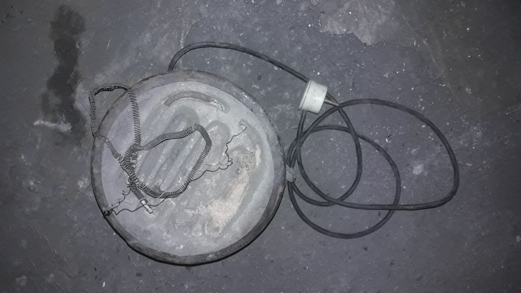 Электроплитки в нерабочем состоянии 2 шт - 1500