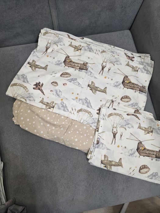 Отдам два комплекта детского постельного белья б/у