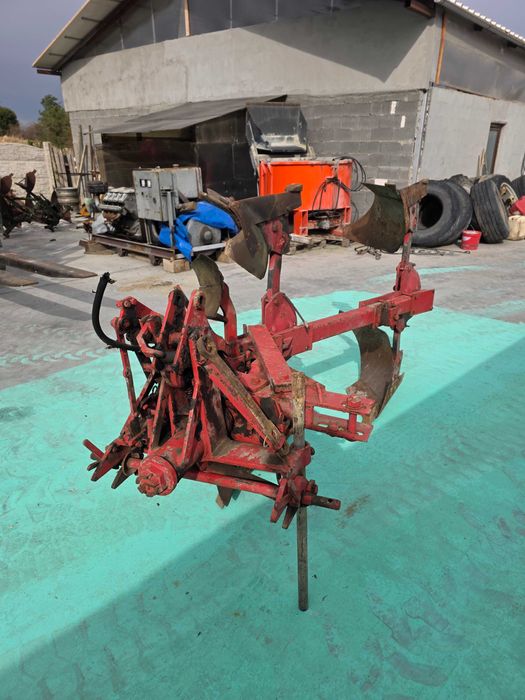 Plug Steeno reversibil hidraulic 1 furtun 2 brazde