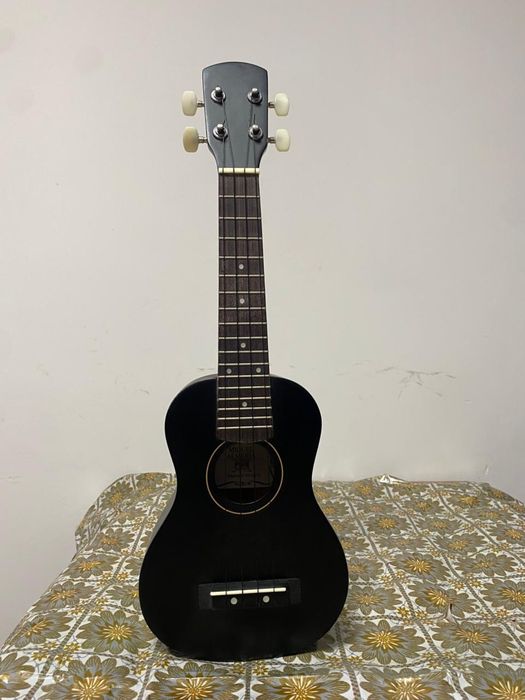 Укулеле продаётся