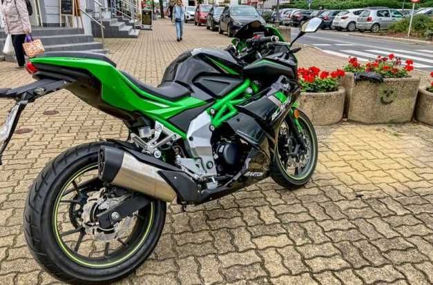 MOTOCICLETA Barton Blade-R 125 cc