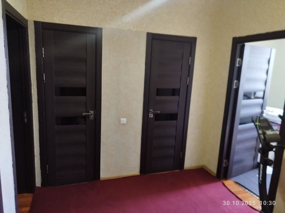 2 xonali srocha sotiladi Ohangaron shahar