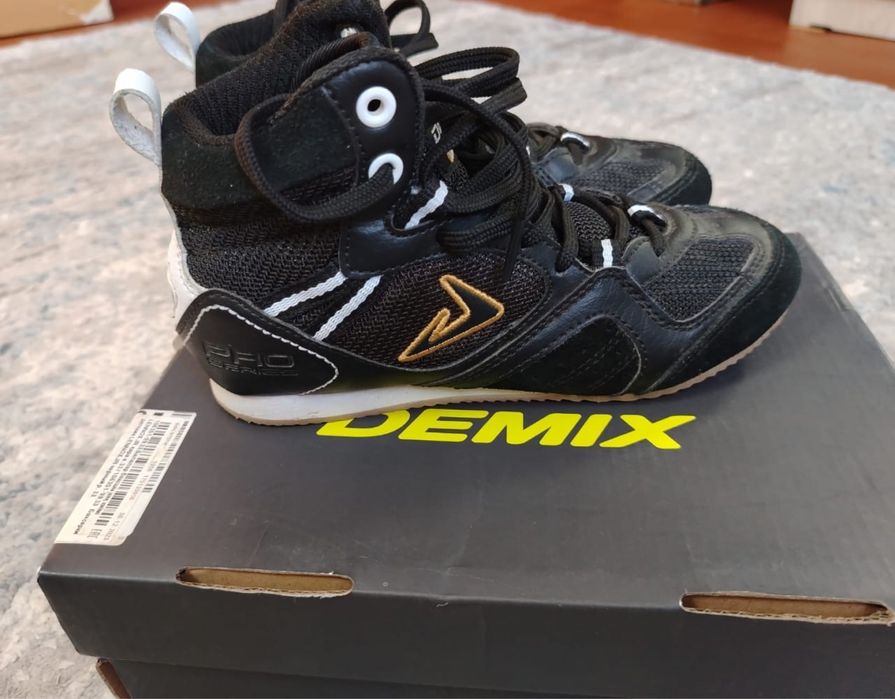 Продам детские боксерки торг