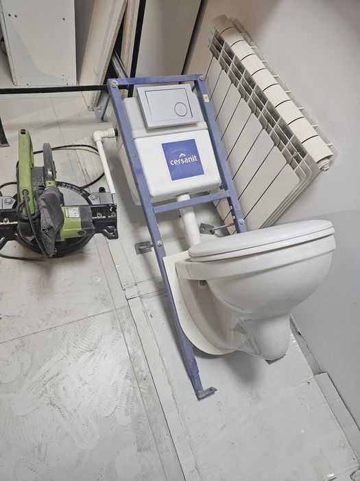 Унитаз с инсталляцией