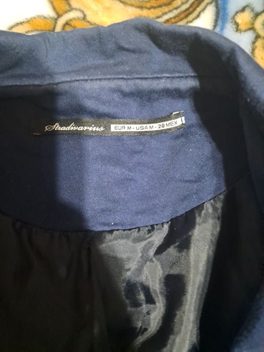 Женскй пиджак .б.у