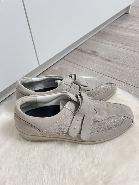 Pantofi comozi Medicus crem ortopedici cu branturi germane