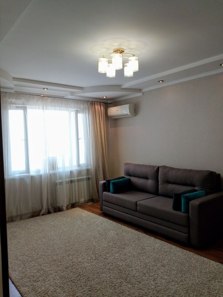 Продам 2 ком кв 67 м2 в микрорайоне Астана