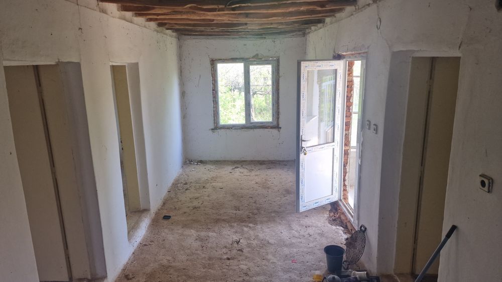 Продава се Къща в с. Богданци, Област Разград - 200 кв.м за 200 €/кв.м - Снимка #17