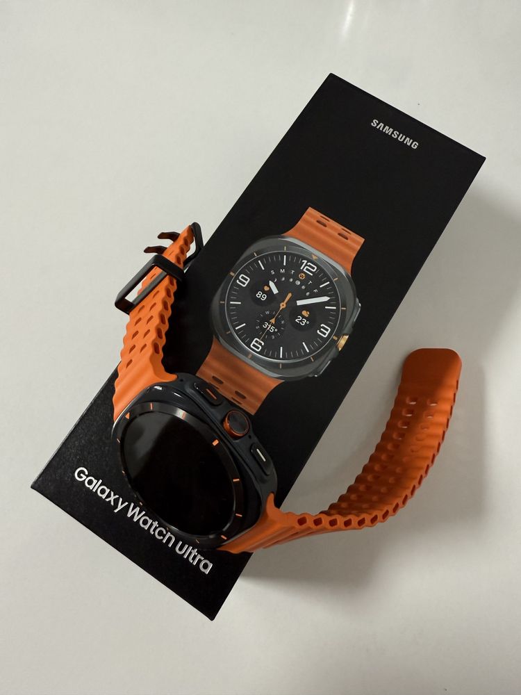 Galaxy Watch Ultra lte - 1350 lei