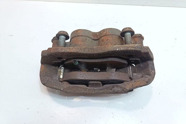 Etrier fata stanga Mercedes-Benz Sprinter a 2-a generatie 906