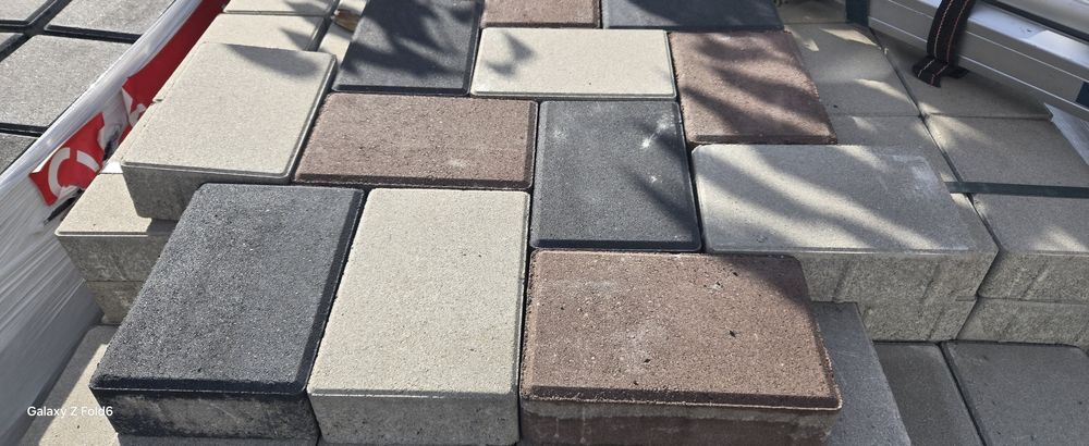 Amenajare curte Pavaje pavele borduri  oferim montaj