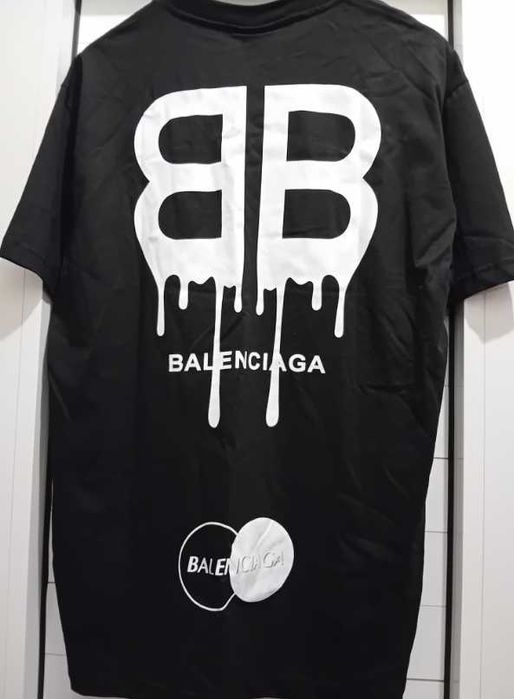Чисто нова оригинална тениска Balenciaga