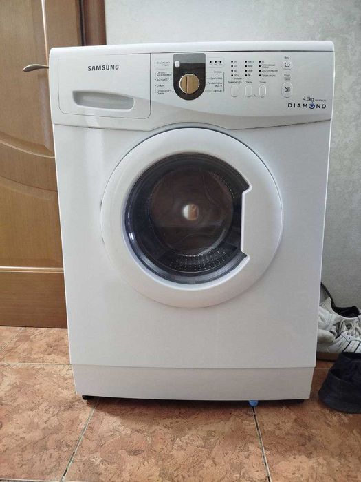 Продам стиральную машину SAMSUNG 4 kg б/у