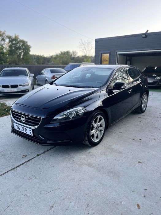 Volvo V40 2013 - 1.6 hdi / Istoric Volvo