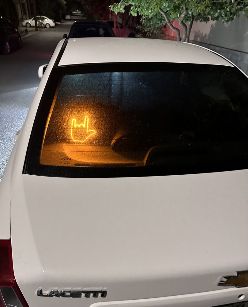 Наклейка на авто светодиодная рука