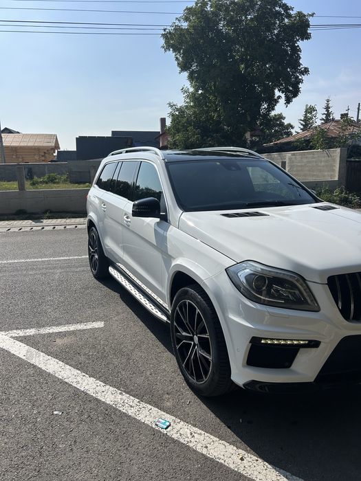 Vand mercedes gls anul 2014