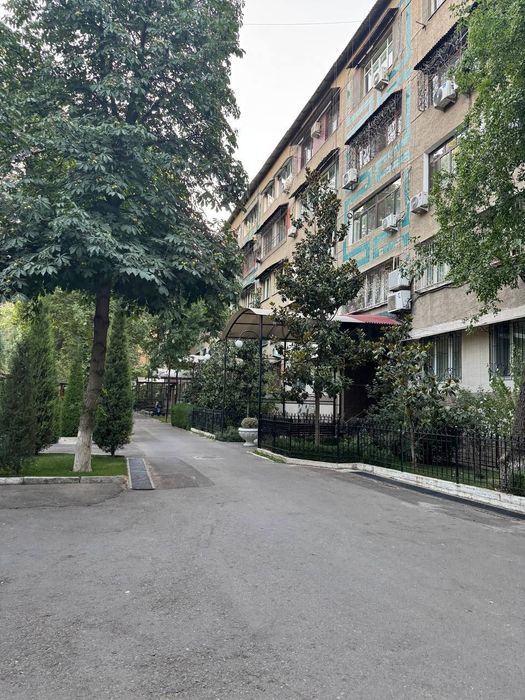 Спецплан М.Космонавтов Ю.Раджабии 3х комнатная 110м² Состояние Хорошее