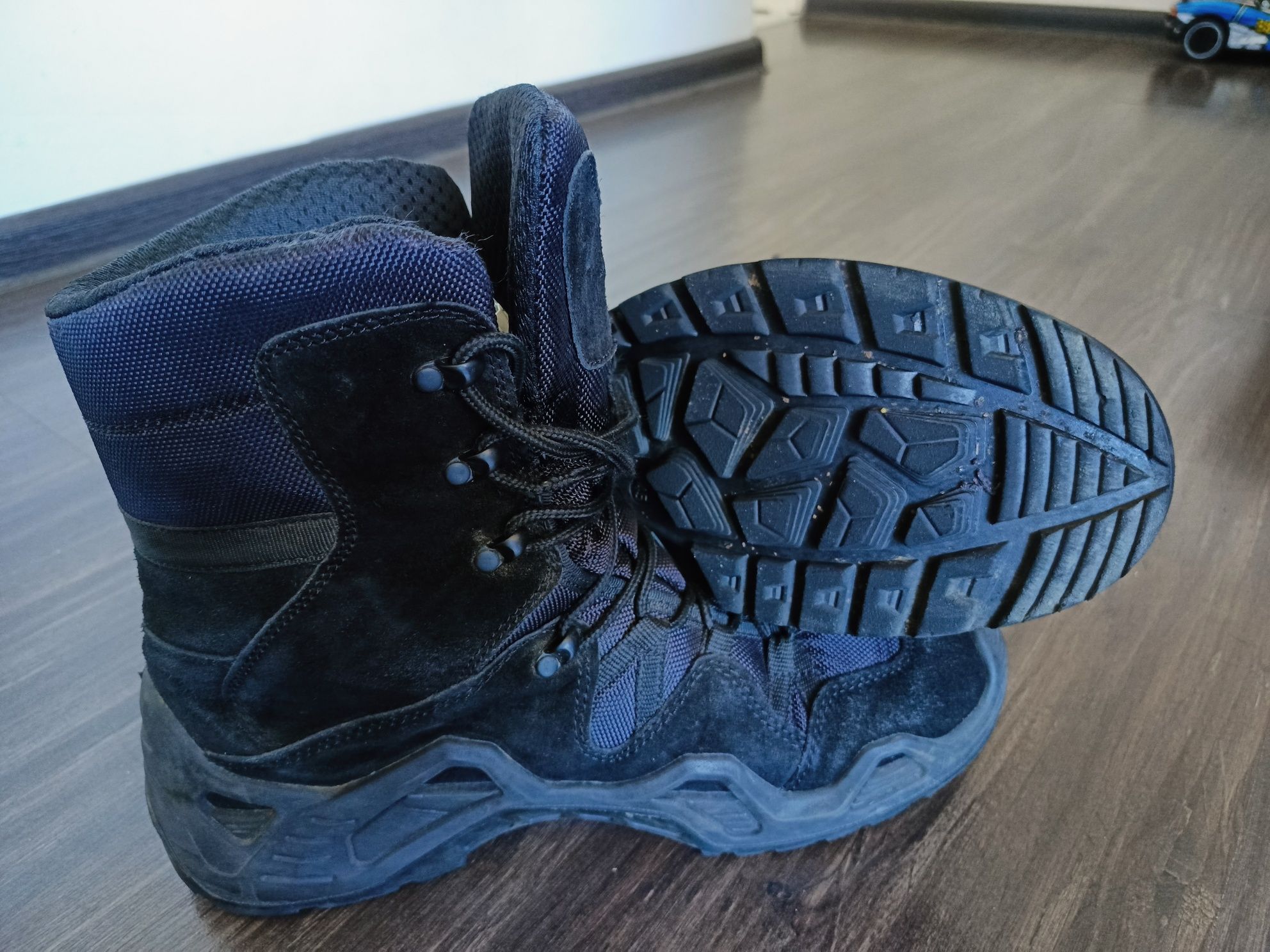 Lowa  Zephyr GTX